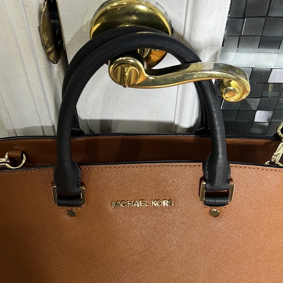💕 Michael Kors brown black white leather large satchel bag gorgeous 💕 - Picture 3 of 16